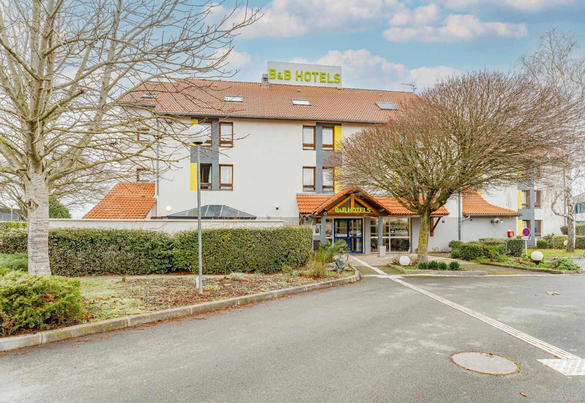 B&B Hotel Poitiers 3 Futuroscope Chasseneuil-du-Poitou Buitenkant foto