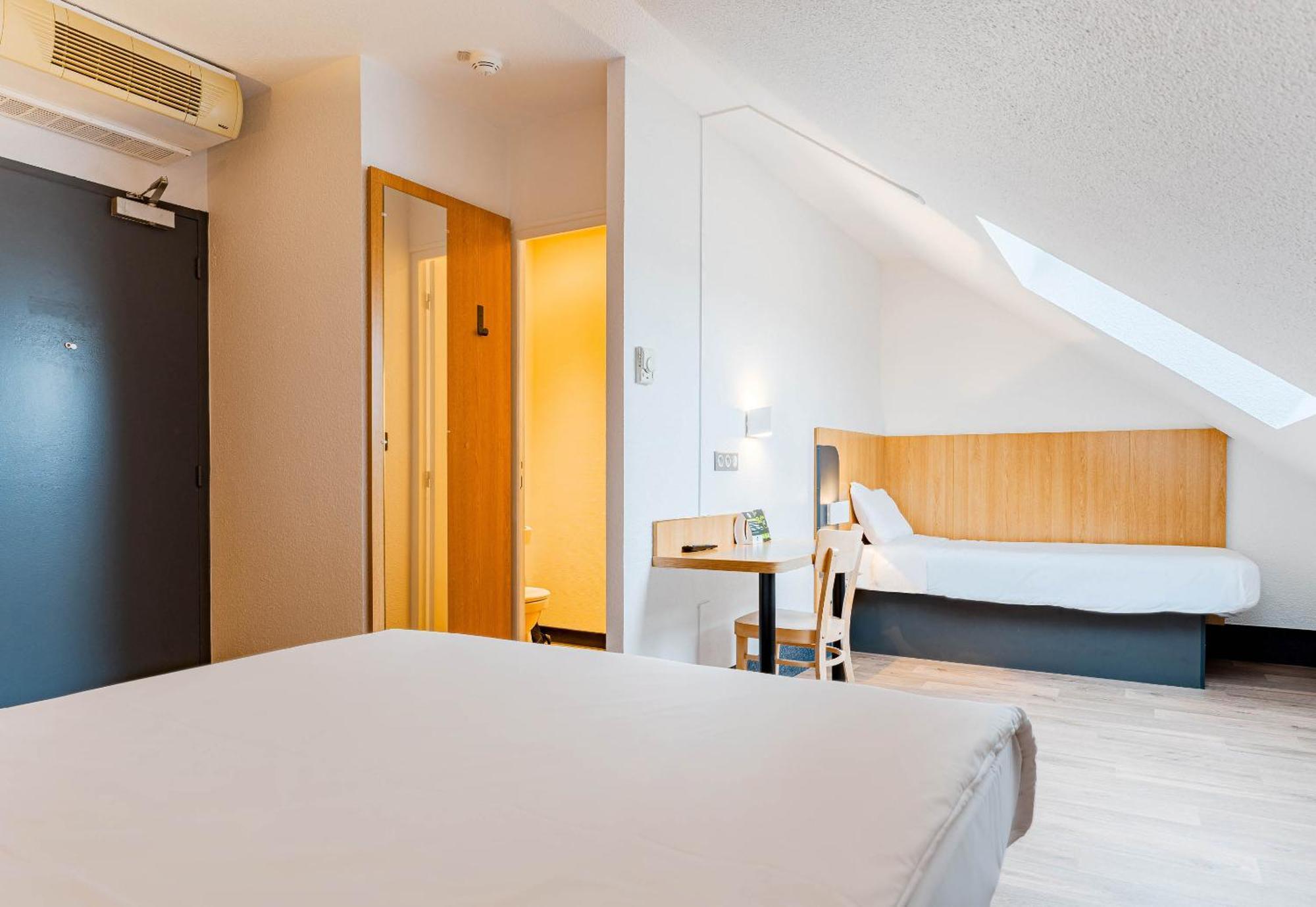 B&B Hotel Poitiers 3 Futuroscope Chasseneuil-du-Poitou Buitenkant foto