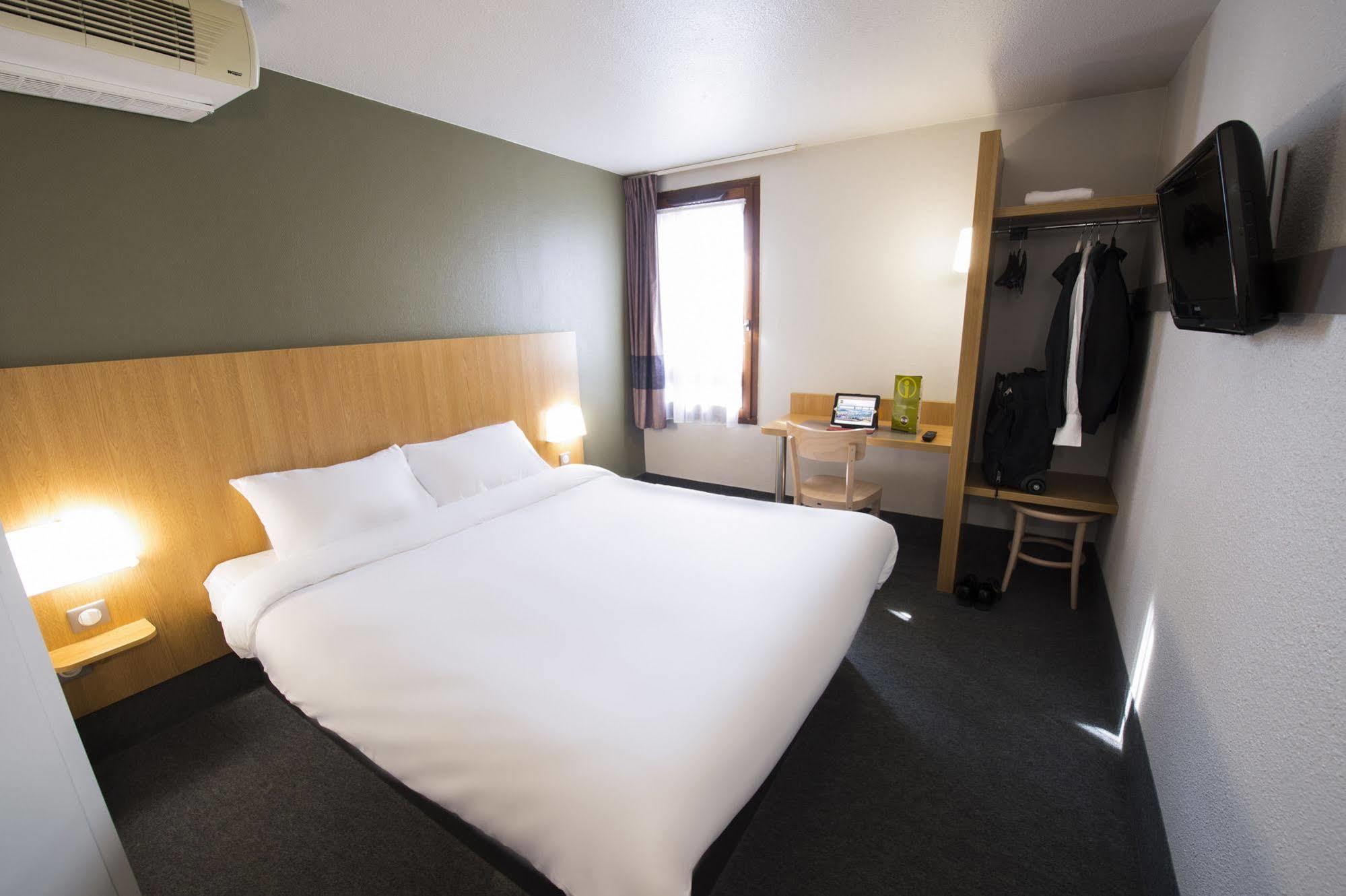 B&B Hotel Poitiers 3 Futuroscope Chasseneuil-du-Poitou Buitenkant foto